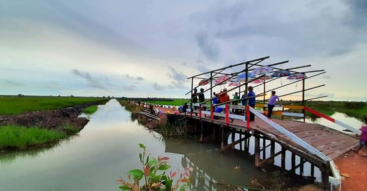Website Resmi Kecamatan BatiBati Danau Matahari